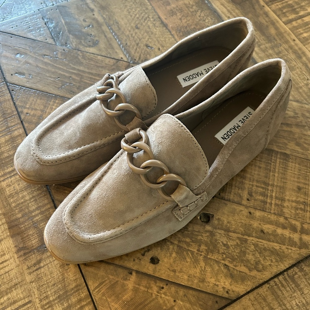 Steve Madden Tan Loafers